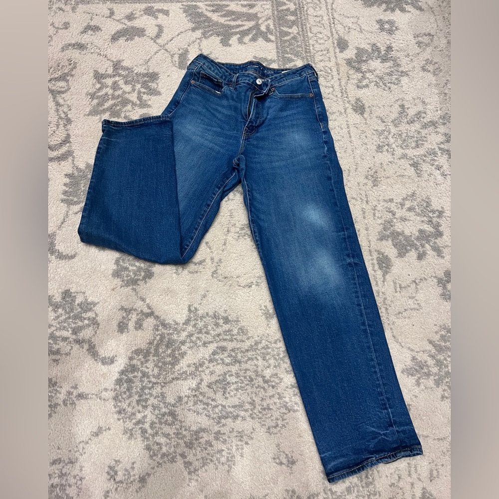 Old Navy Blue Straight Leg Jeans Versatile Everyday Wear